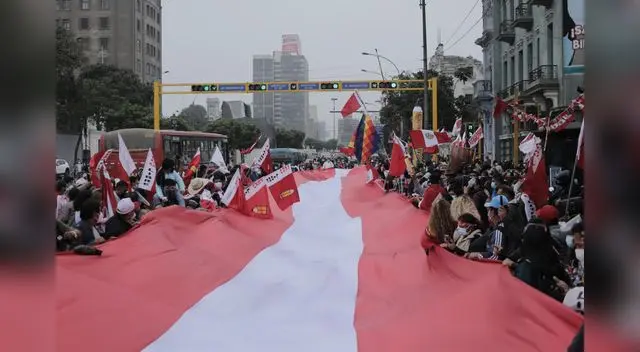 simpatizantes de Perú Libre realizan celebraciones