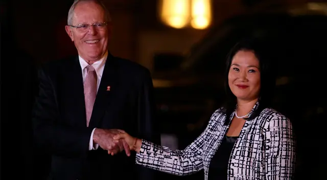 Pedro Pablo Kuczynski obtuvo 50,12 % de los votos frente al 49,8 % de su adversaria Keiko Fujimori.