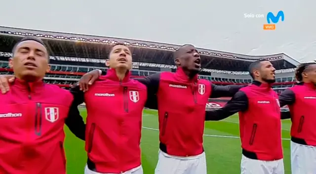 Gianluca Lapadula es titular en el partido.