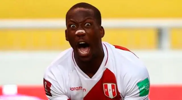 Luis Advíncula metió el segundo gol para Perú.