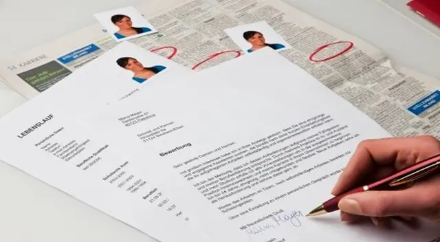 Deben ir tus datos escritos claramente así cómo el motivo de tu solicitud. Deben ir tus datos escritos claramente así cómo el motivo de tu solicitud.