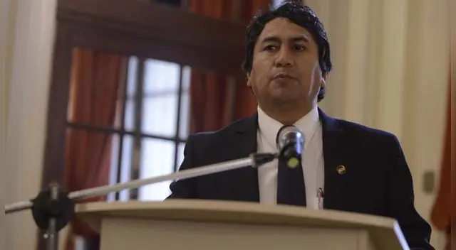 Vladimir Cerrón es el actual presidente de Perú Libre, partido por el que postula Pedro Castillo. Vladimir Cerrón es el actual presidente de Perú Libre, partido por el que postula Pedro Castillo.