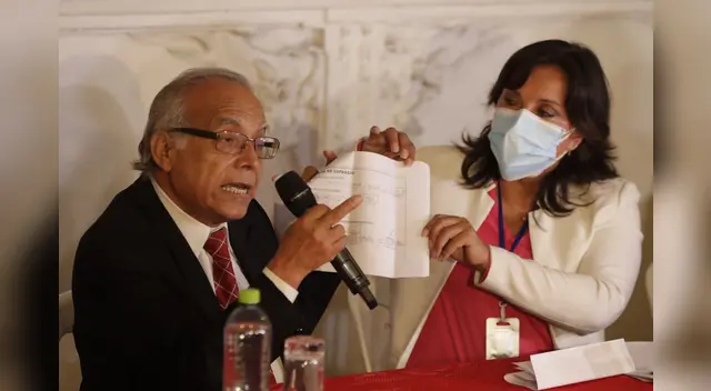 Aníbal Torres alerta a la población de posible fraude en el Jurado Nacional de Elecciones. Aníbal Torres alerta a la población de posible fraude en el Jurado Nacional de Elecciones.