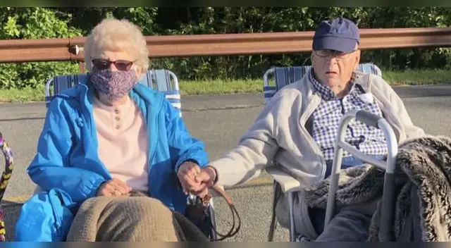 “Encontrarían la manera de reunirse. Hicieron lo que fuera necesario“, dijo Pete, el hijo de Shults. “Encontrarían la manera de reunirse. Hicieron lo que fuera necesario“, dijo Pete, el hijo de Shults.