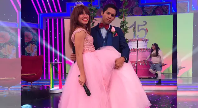 Feliz con su chambelán el "Shamuco" Feliz con su chambelán el "Shamuco"