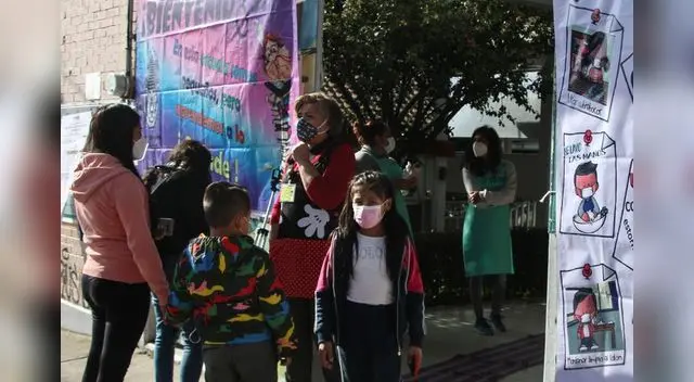 Cabe mencionar que, se deben de implementar medidas sanitarias como tapa bocas y protector facial.