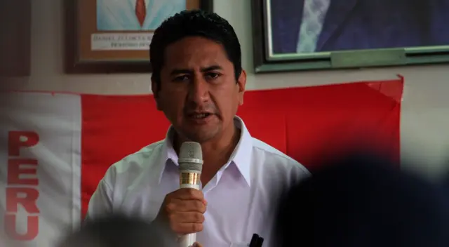 Vladimir Cerrón estaría presuntamente involucrado en organización criminal. Vladimir Cerrón estaría presuntamente involucrado en organización criminal.