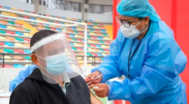 Vacunación de adultos de 60 a 62 años Vacunación de adultos de 60 a 62 años