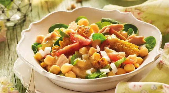 Existen muchas opciones para sorprender el estómago de papá en su día. Existen muchas opciones para sorprender el estómago de papá en su día.