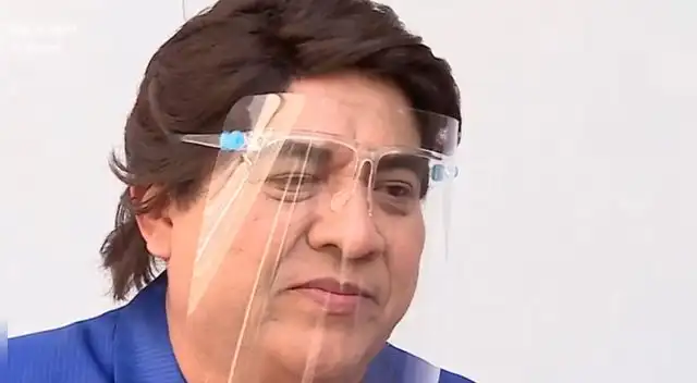 Manolo Rojas se quiebra al recordar a su hermano Carlos, quien falleció debido a coronavirus.