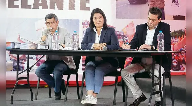 Keiko Fujimori, Luis Galarreta y Miguel Torres insisten en cuestionar el proceso, pero no logran demostrar presuntas irregularidades que mencionan. Keiko Fujimori, Luis Galarreta y Miguel Torres insisten en cuestionar el proceso, pero no logran demostrar presuntas irregularidades que mencionan.