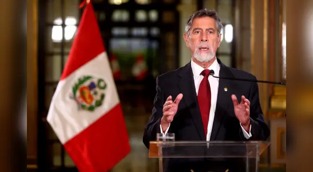 Mandatario cuestionó pretensiones ilegales de oficiales retirados de las Fuerzas Armadas. Mandatario cuestionó pretensiones ilegales de oficiales retirados de las Fuerzas Armadas.