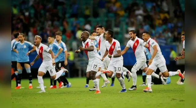 Alegría peruana tras eliminar en tanda de penales a Uruguay en la Copa América Brasil 2019. Alegría peruana tras eliminar en tanda de penales a Uruguay en la Copa América Brasil 2019.