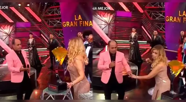 Gisela 'chotea' a el 'Apoteósico' y no lo deja tocar la copa