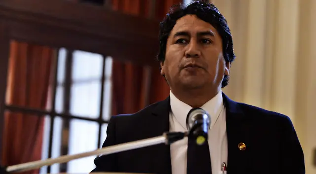 La Fiscalía inició una investigación contra Vladimir Cerrón por el presunto delito de lavado de activos. La Fiscalía inició una investigación contra Vladimir Cerrón por el presunto delito de lavado de activos.