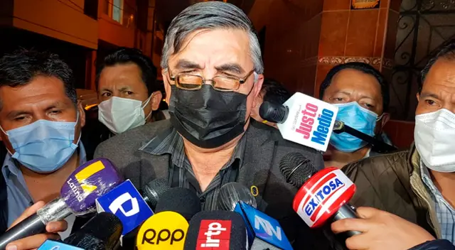 Además, se mostró en contra de que opositores califiquen a los parlamentarios de Perú Libre como 'comunistas' y los exhortó a 'expresarse de otra forma'. Además, se mostró en contra de que opositores califiquen a los parlamentarios de Perú Libre como 'comunistas' y los exhortó a 'expresarse de otra forma'.