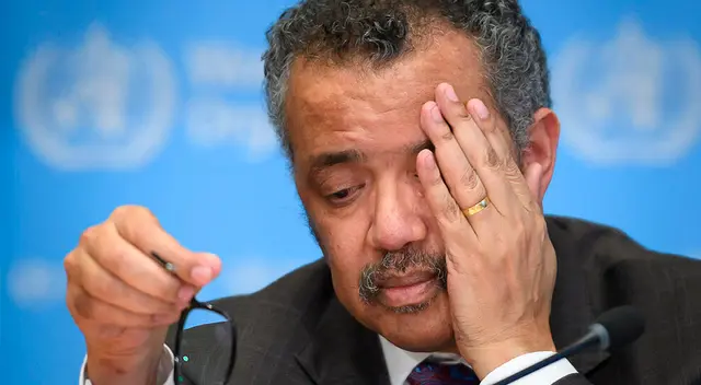 “La semana pasada, se informaron más de 2,5 millones de casos y casi 64 mil muertes, es decir, 250 casos y seis muertes por minuto”, dijo Tedros. “La semana pasada, se informaron más de 2,5 millones de casos y casi 64 mil muertes, es decir, 250 casos y seis muertes por minuto”, dijo Tedros.