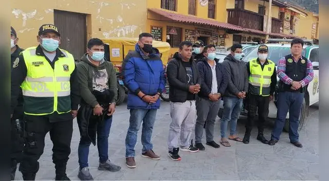 Integrantes de la presunta banda criminal que robaron joyería. Integrantes de la presunta banda criminal que robaron joyería.