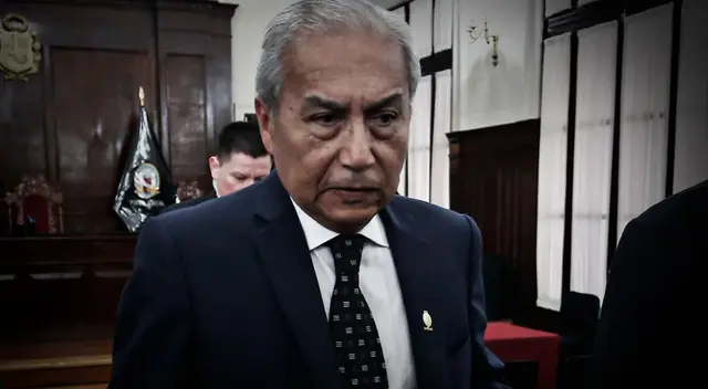 A través de la acusación se busca inhabilitar por 10 años del ejercicio de la función pública a Pedro Chávarry. A través de la acusación se busca inhabilitar por 10 años del ejercicio de la función pública a Pedro Chávarry.