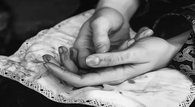 Conoce el significado de soñar con sangre en las manos