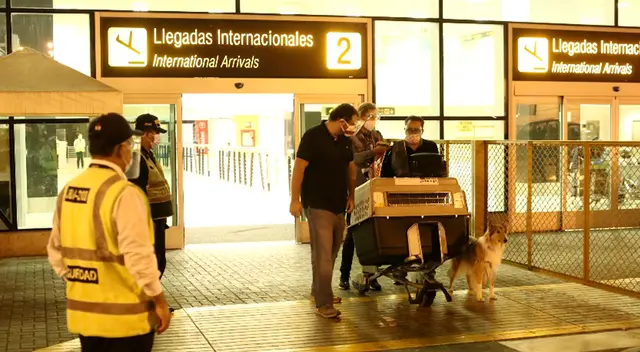 Ya no será obligatorio el uso del protector facial en pasajeros de vuelos internacional y nacionales