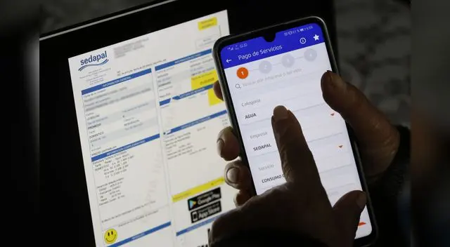 Los servicios de pago, consultas y emergencias podrán consultarse mediante las redes sociales de Sedapal. Foto: Andina