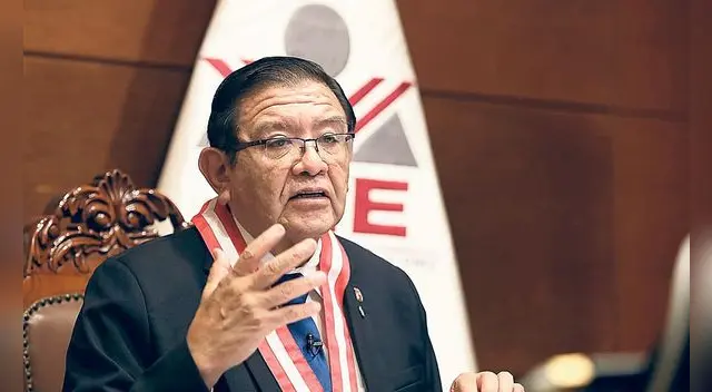 Resguardan casa del presidente del JNE tras amenazas de vandalismo Resguardan casa del presidente del JNE tras amenazas de vandalismo