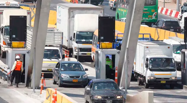 Tarifas en precio de peajes aumentarán, siendo la primera actualización en tres años. Tarifas en precio de peajes aumentarán, siendo la primera actualización en tres años.