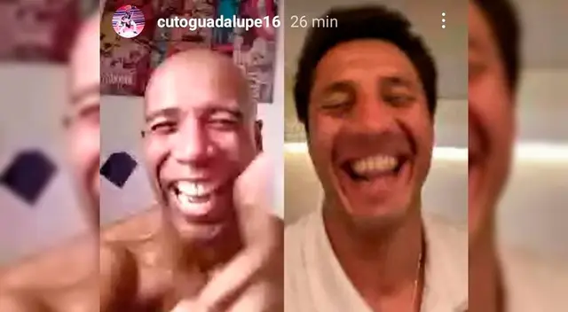 El exfutbolista no pudo dejar de celebrar cada gol del equipo nacional.