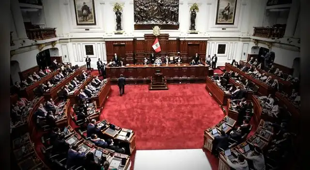 Plano del Congreso suspendió elección de magistrados del TC hasta el jueves 8 de julio.