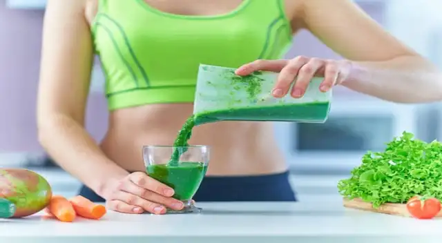 Los batidos verdes son buenos para bajar de peso.