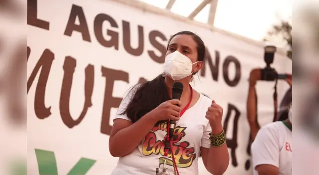 Verónika Mendoza insta a congresistas dejar elección para el siguiente Parlamento. Verónika Mendoza insta a congresistas dejar elección para el siguiente Parlamento.