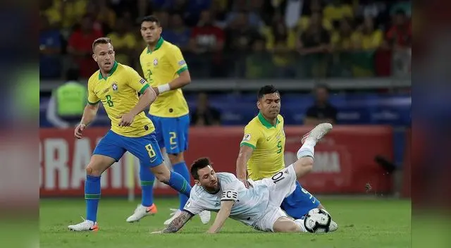 Messi y Casimiro un duelo que se dará en el Maracaná. Messi y Casimiro un duelo que se dará en el Maracaná.