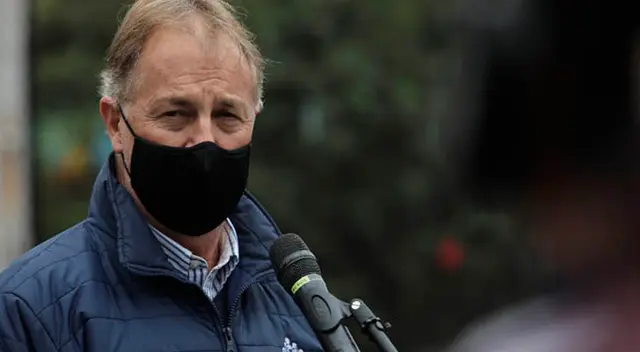 Jorge Muñoz, alcalde de Lima no explicó el  por qué miembros del serenazgo no ayudaron a una mujer victima de transfobia.