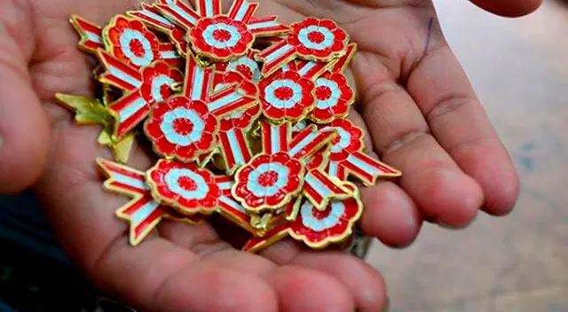 La historia de la escarapela se remonta a 1820