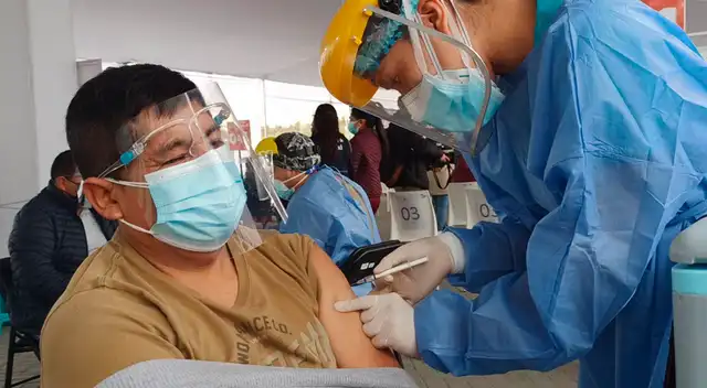 Horario en centros de vacunación contra la COVID-19 podría ampliarse