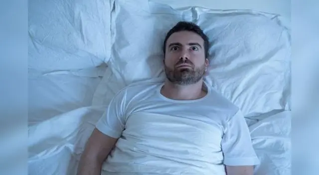 Atención. Algunas de las causas de la parálisis de sueño es dormir poco o no lo suficiente.