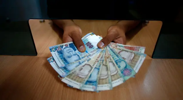 Conoce quiénes recibirán la Gratificación por Fiestas Patrias.