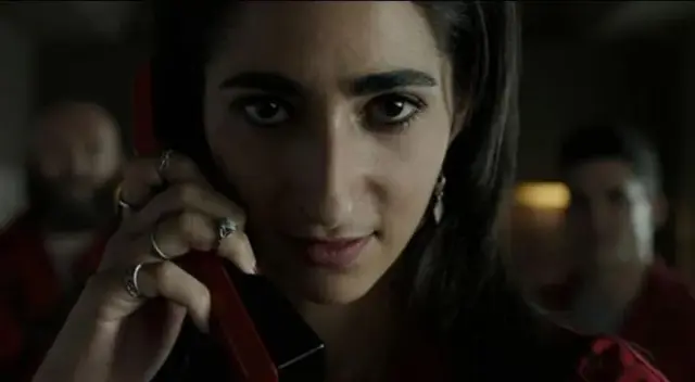 La Casa de Papel está próxima a estrenar su nueva temporada, y te contamos lo que debes saber del asesinato de Nairobi, uno de sus principales personajes La Casa de Papel está próxima a estrenar su nueva temporada, y te contamos lo que debes saber del asesinato de Nairobi, uno de sus principales personajes