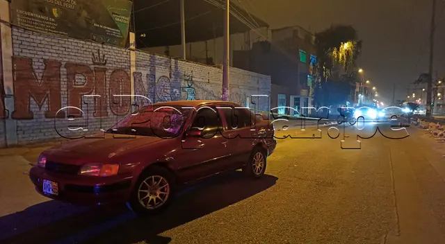 Efectivos policiales se enfrentaron por presunta infidelidad.