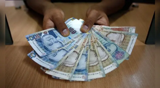 Empresas que no paguen gratificación recibirán multas de hasta 114.928 soles