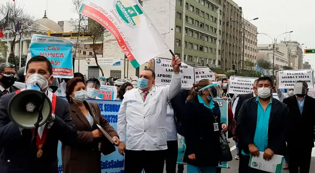 Médicos no descartan acatar un paro de 36 a 48 horas si el Minsa no les da acceso a vacunarse con la dosis Pfizer y no con la Sinopharm.