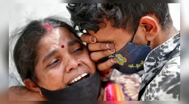 La agresiva segunda ola de coronavirus en la India ha provocado la muerte de más de 400 mil personas. La agresiva segunda ola de coronavirus en la India ha provocado la muerte de más de 400 mil personas.