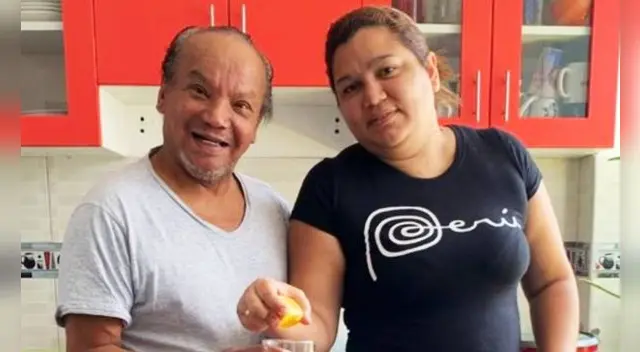 Melcochita junto a su esposa Monserrat Seminario