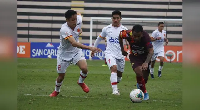 Grau tuvo ocasiones para marcar pero al final se fue con 0-0 con Cultural Santa Rosa. Grau tuvo ocasiones para marcar pero al final se fue con 0-0 con Cultural Santa Rosa.
