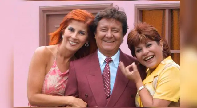 Eva (Olga Zumarán) y Carmencita (Aurora Aranda) se disputaron el amor de Renato Reyes en la serie. Eva (Olga Zumarán) y Carmencita (Aurora Aranda) se disputaron el amor de Renato Reyes en la serie.