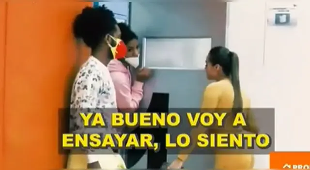 Carla Rueda se enfrenta a Jossmery Toledo en ensayos de Reinas del Show Carla Rueda se enfrenta a Jossmery Toledo en ensayos de Reinas del Show