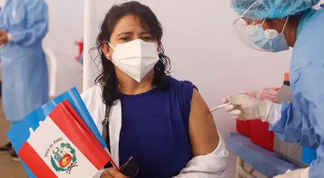 Cada día mas ciudadanos en Perú vacunados contra la COVID-19