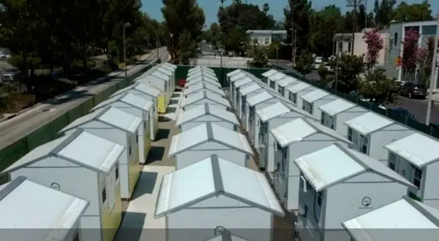 Con un costo de 6,500 dólares por unidad, se puede montar estas viviendas en solo 90 minutos. Con un costo de 6,500 dólares por unidad, se puede montar estas viviendas en solo 90 minutos.