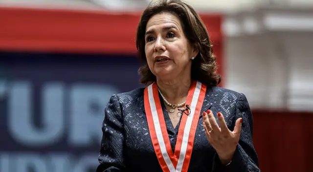 Elvia Barrios es investigada por el presunto delito de tráfico de influencias.